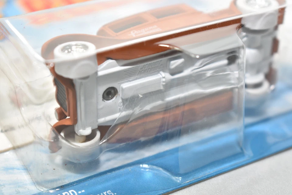 JOHNNY LIGHTNING SURF RODS LAGUNA LONGBOARDS '29 FORD CREW CAB WHITE LIGHTNING - Image 3 of 4