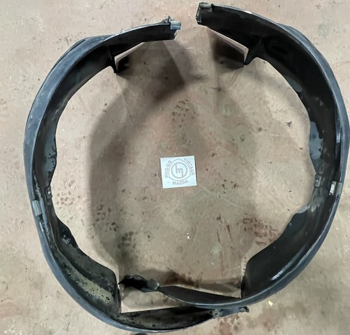 Mazda Rx7 FB S3 1984 - 1985 Plastic Inner Fenders Wheel Wells Guards Liners - Picture 2 of 5