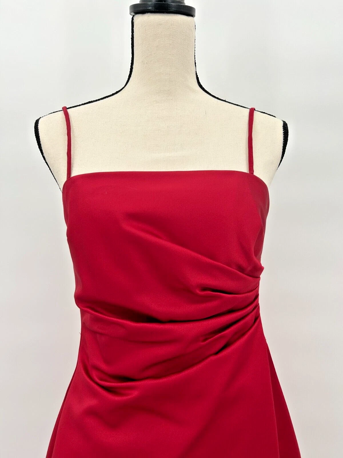 Abito in raso rosso San Valentino ~ vestibilità e svasatura con spalline ~ damigella d'onore formale ~ taglia 4 6