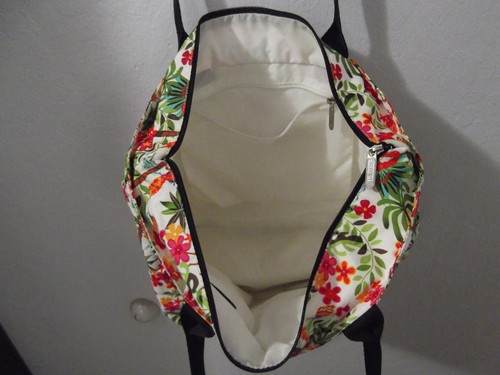 LESPORTSAC Tote Bag Hawiian Style 18.5"in Wide 12.5"in Deep Extra Front Pocket - Picture 6 of 17