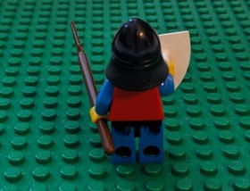 Lego Knight Blue Castle Minifig Mini Figure Character Set 6090 Replacement