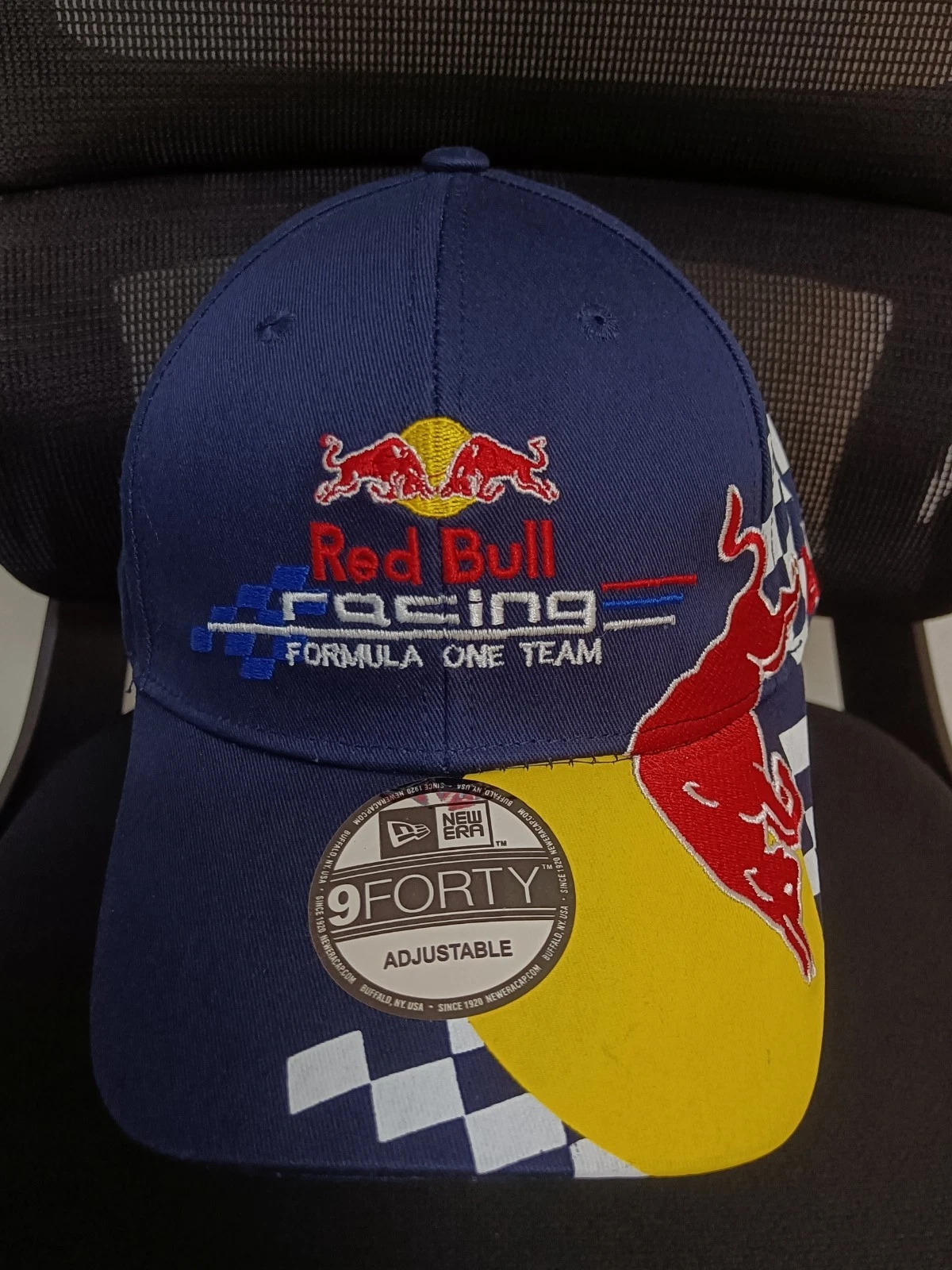 Red Bull Deep Blue Baseball Cap Featuring a red bull design Adjustable size
Opens in a new window or