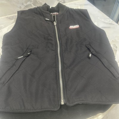 Musto Weste schwarz gefüttert XS extra klein Beschreibung lesen