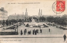 44 NANTES LA PLACE DE LA DUCHESSE ANNE