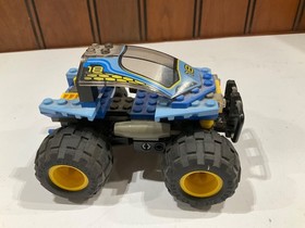 LEGO Racers 4585, Nitro Pulverizer with pull-back motor