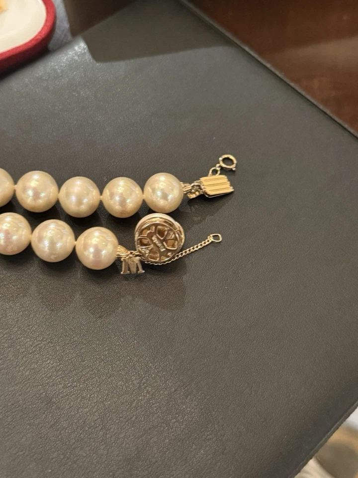 Majorica Pearl Necklace 12mm Beads Gold Clasp w/ Box & Papers Spain - Image 3 of 4