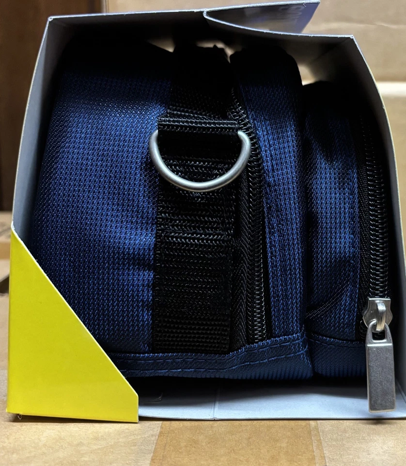 Sony LCS-MVCA Mavica Soft Carrying Case (Black/Blue) - Image 4 of 4