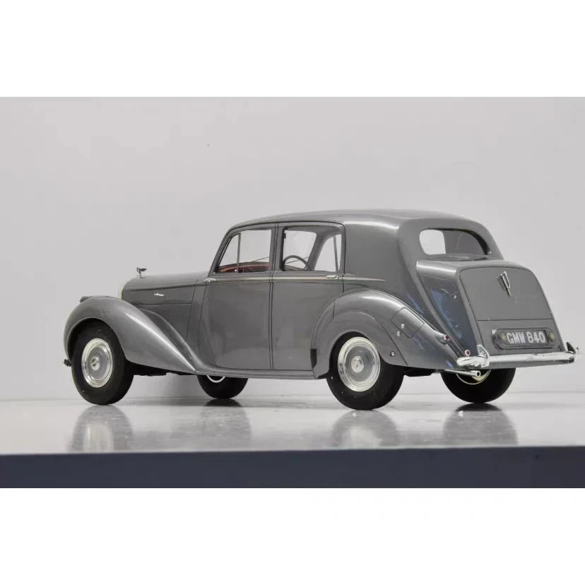 Cult Resin Model 1/18 Bentley MK VI Saloon Grey Metallic CML010 - Image 4 of 4