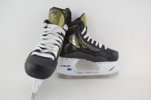 True Catalyst 9 Ice Hockey Skates Junior Size 3 R (0221-7896)