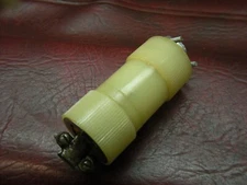 HUBBLE BRYANT TWIST-LOCK CABLE CONN, MALE AND FEMALE SET, 15A @ 125V , 3 WIRE