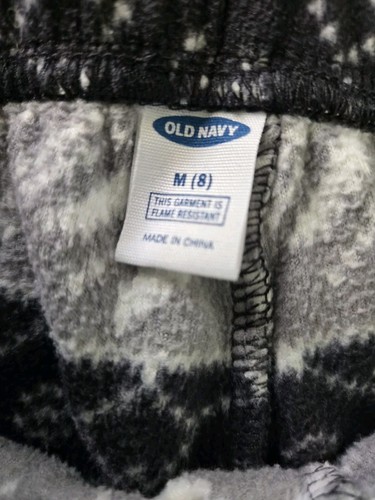 Kids Old Navy Fair Isle Winter Fleece Pajama Set Black Gray Size Medium 8 - Picture 5 of 6