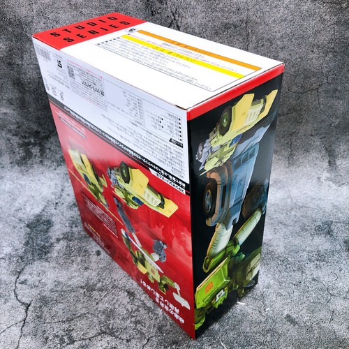 Transformers Studio Series SS-137 Autobot Springer Action Figure TAKARA TOMY - Picture 7 of 7