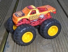 lot n°12 HOT WHEELS monster truck 4x4