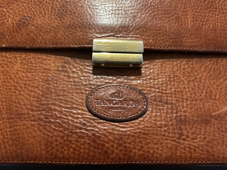 VTG Tangaroa Terrida Leather Laptop Briefcase Portfolio Attache & Shoulder Strap - Image 2 of 4