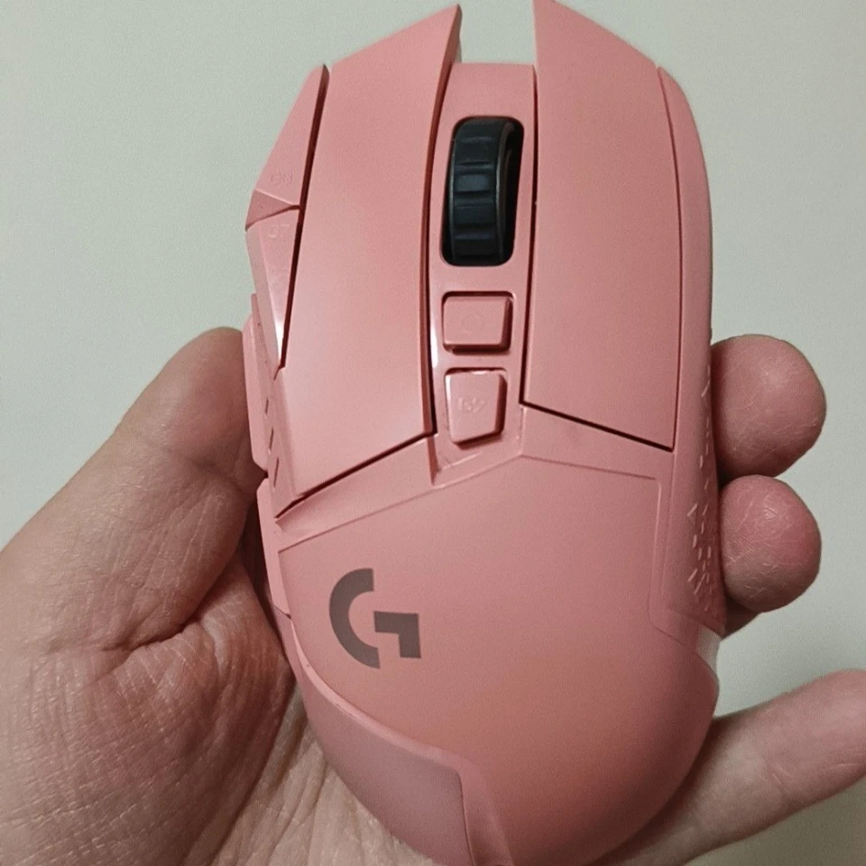 Logitech G502 LIGHTSPEED Wireless Gaming Mouse Wireless 2.4GHz HERO 25600 DPI  - Image 3 of 4