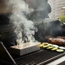 GoodHome BBQ Smoker Box Stainless Steel 22cm for Gas & Charcoal Barbecues