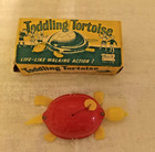 VINTAGE TODDLING TORTOISE MERIT PLASTIC TOY W/BOX 1950S-60S J&L RANDALL LTD NICE — photo 2