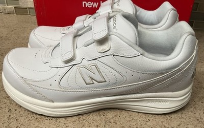New Balance Sneakers Hook and Loop Womens Sz 11D  Mens Sz 9.5 WW577VW White