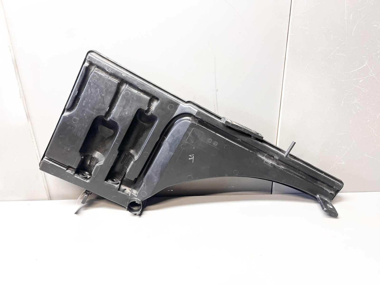 ⭐️2014 - 2021 MASERATI QUATTROPORTE WIPER WASHER RESERVOIR TANK BOTTLE OEM