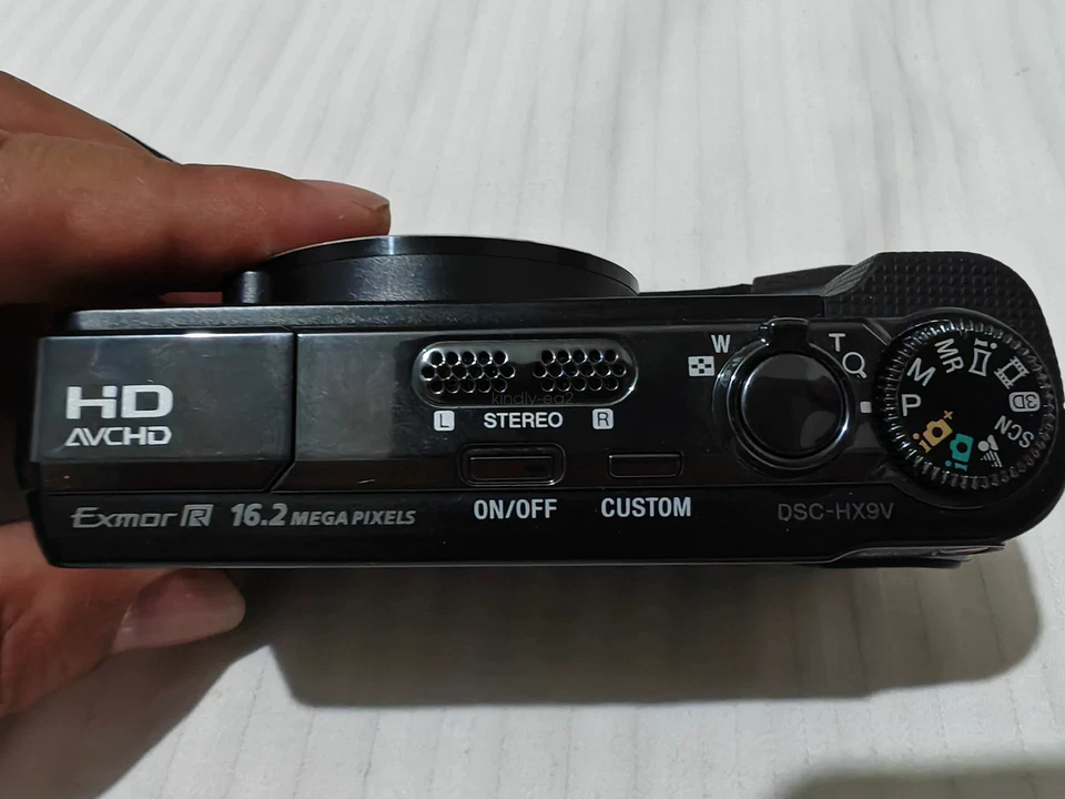 Sony DSC-HX9V Cyber Shot G 16,2MP Digital Camera English Language - Image 3 of 4
