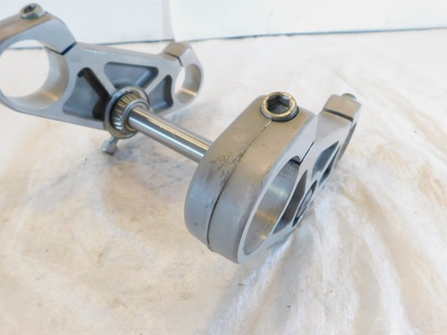 1995 & 1996 Buell S2 Thunderbolt & X1 Lightning Front Fork Triple Tree Bracket - Picture 10 of 13