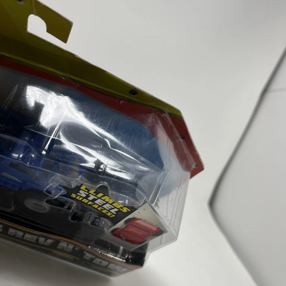 Max Tow Truck Mini Rev N' Tow With Trailer Climbs Steel Surfaces Pulls 25x Blue - Image 4 of 4
