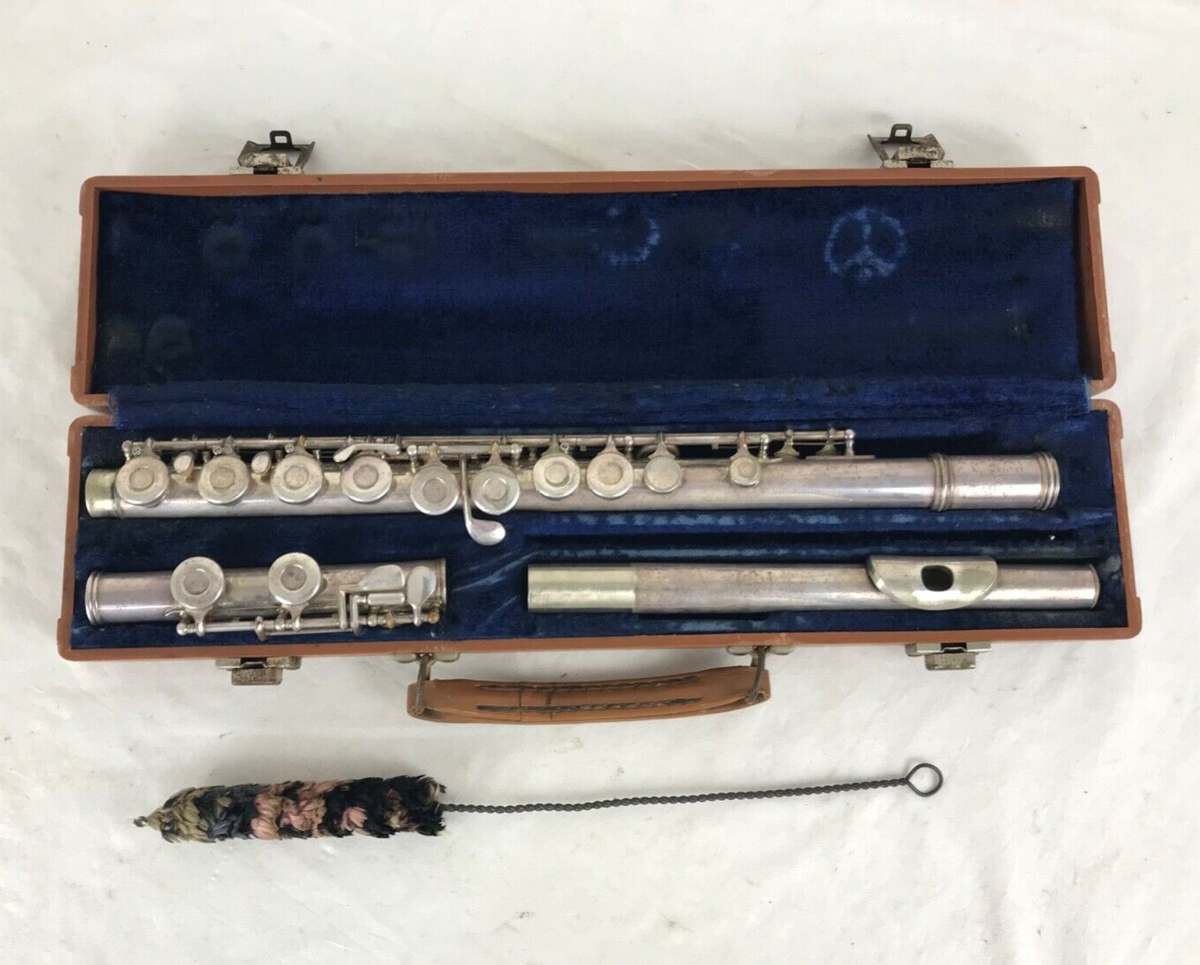 Gemeinhardt Flute w/ Case. Model M2 | eBay