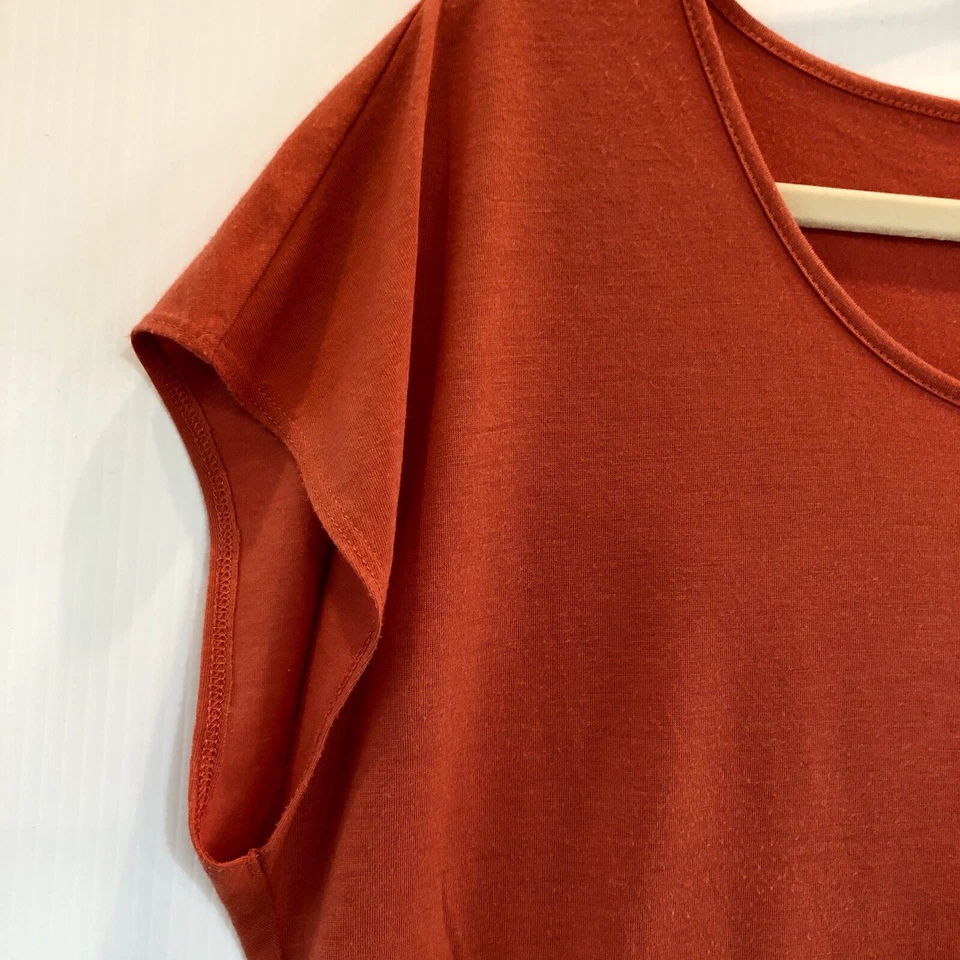 Daisy Fuentes Mujer Azul/Naranja Algodón Tanque,Manga Gorra.Talla L, 27” Largo,PTP 23” Foto 2 de 4