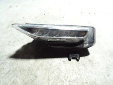 Clignotant Infiniti Q30