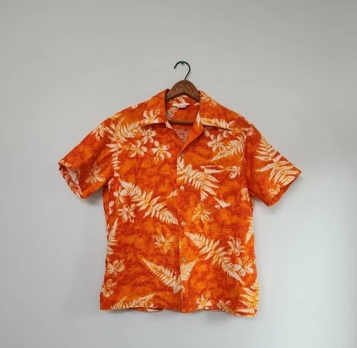 Camisa vintage de los años 60 y 70 hawaiana Aloha japonesa con botones de moneda Groovy Grande Foto 2 de 4