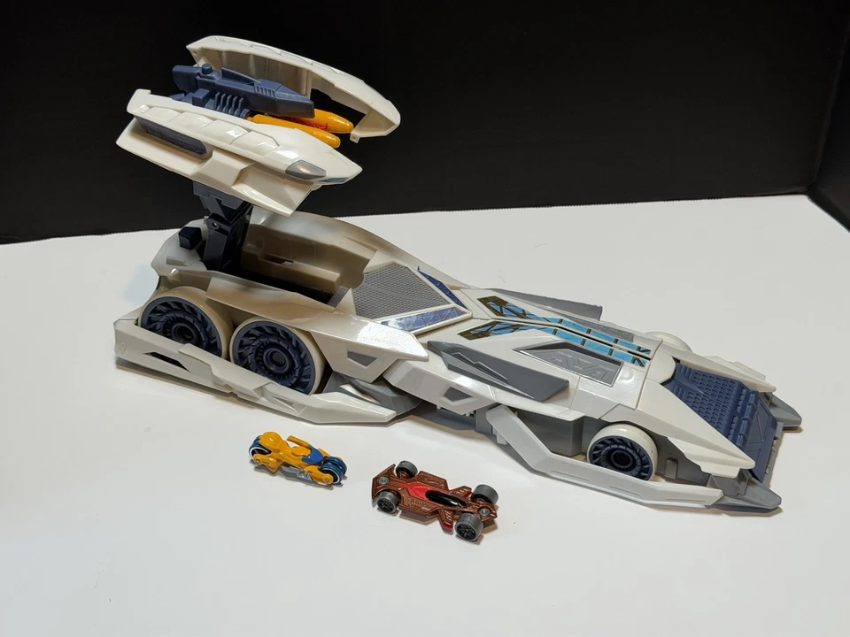 Hot Wheels Battle Force 5 MobiCom Mobile Command Center Misiles Saber Chopper Foto 2 de 4