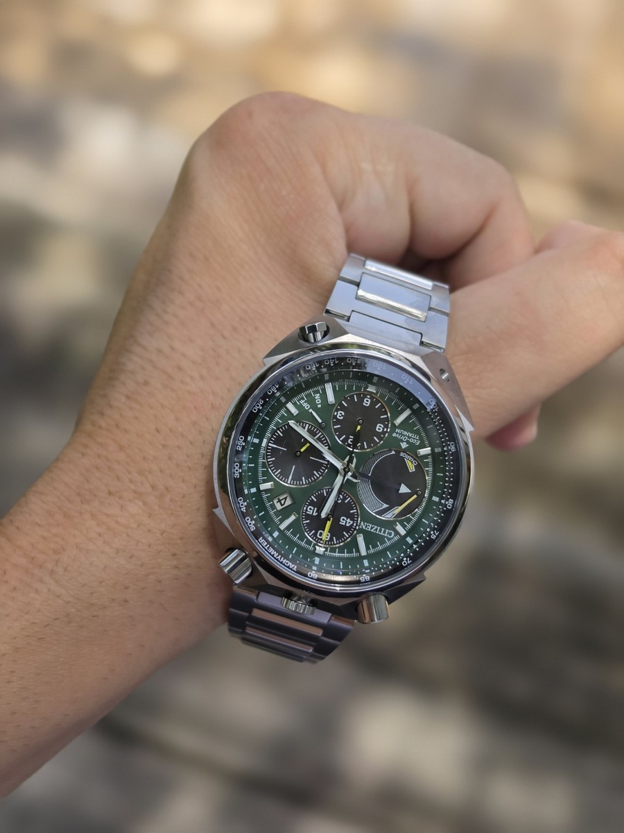 Citizen Promaster Tsuno All Titanium Eco-drive Limited Edition Green AV0081-51X View 5