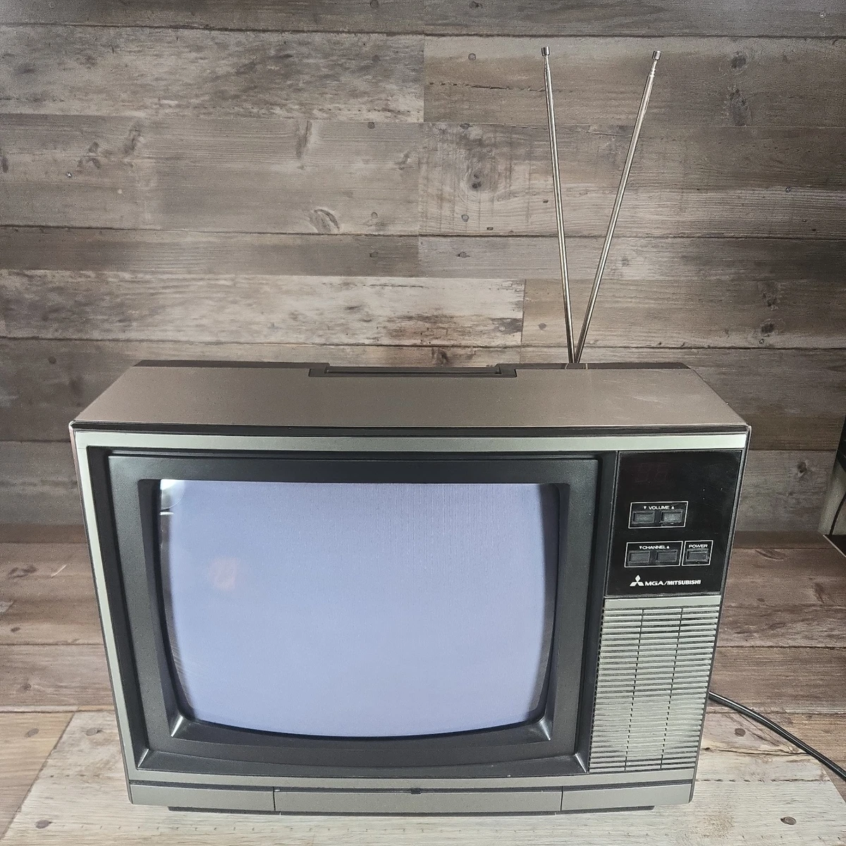 Mitsubishi Vintage Televisions for sale - eBay