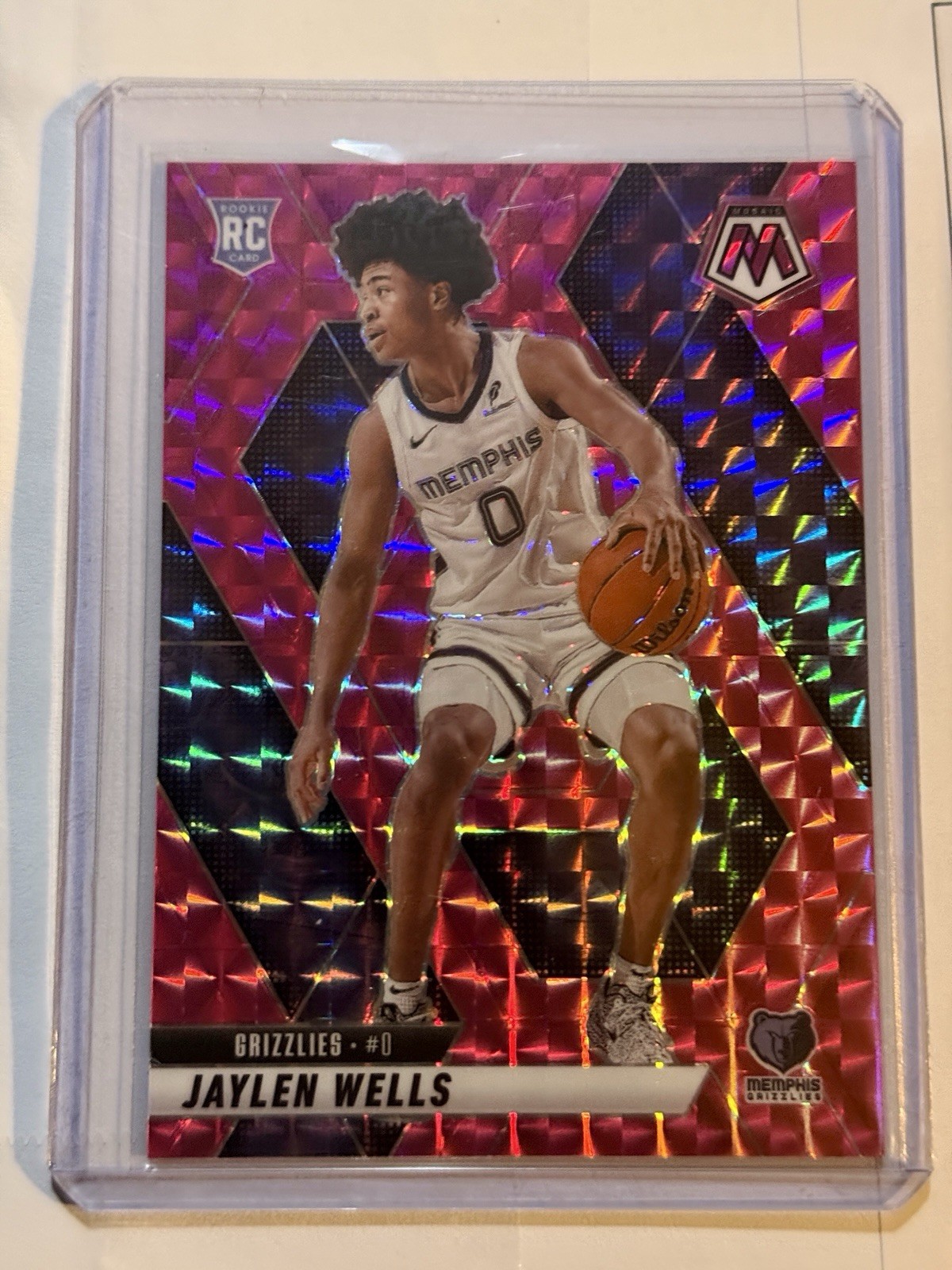 2024-25 Panini Mosaic - Rookies Jaylen Wells #240 Pink Mosaic Prizm /175 (RC)