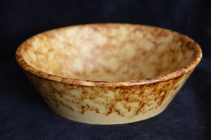 ANTIQUE-Brown-Caramel-Beige-7-034-Round-BOWL-Plate-Pottery-SPONGEWARE-Spatterware