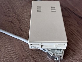 External Disk Drive, Very Compact For Amiga 500 - A4000, CDTV... Works