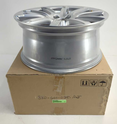 New OEM Genuine Audi 18x8in Alloy Wheel 2009-2012 A4 S4 8K0