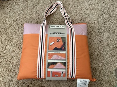 Hunter Water Resistant Outdoor Blanket Pink/Orange Quilted Foldable Tote 60 x 70