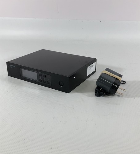 Shure QLXD4 H50 534-598MHz Digital Wireless Mic Receiver w/ AC Adapter