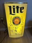 VINTAGE 1992 MILLER LITE BEER CAN LIGHT UP CLOCK PLASTIC Retro