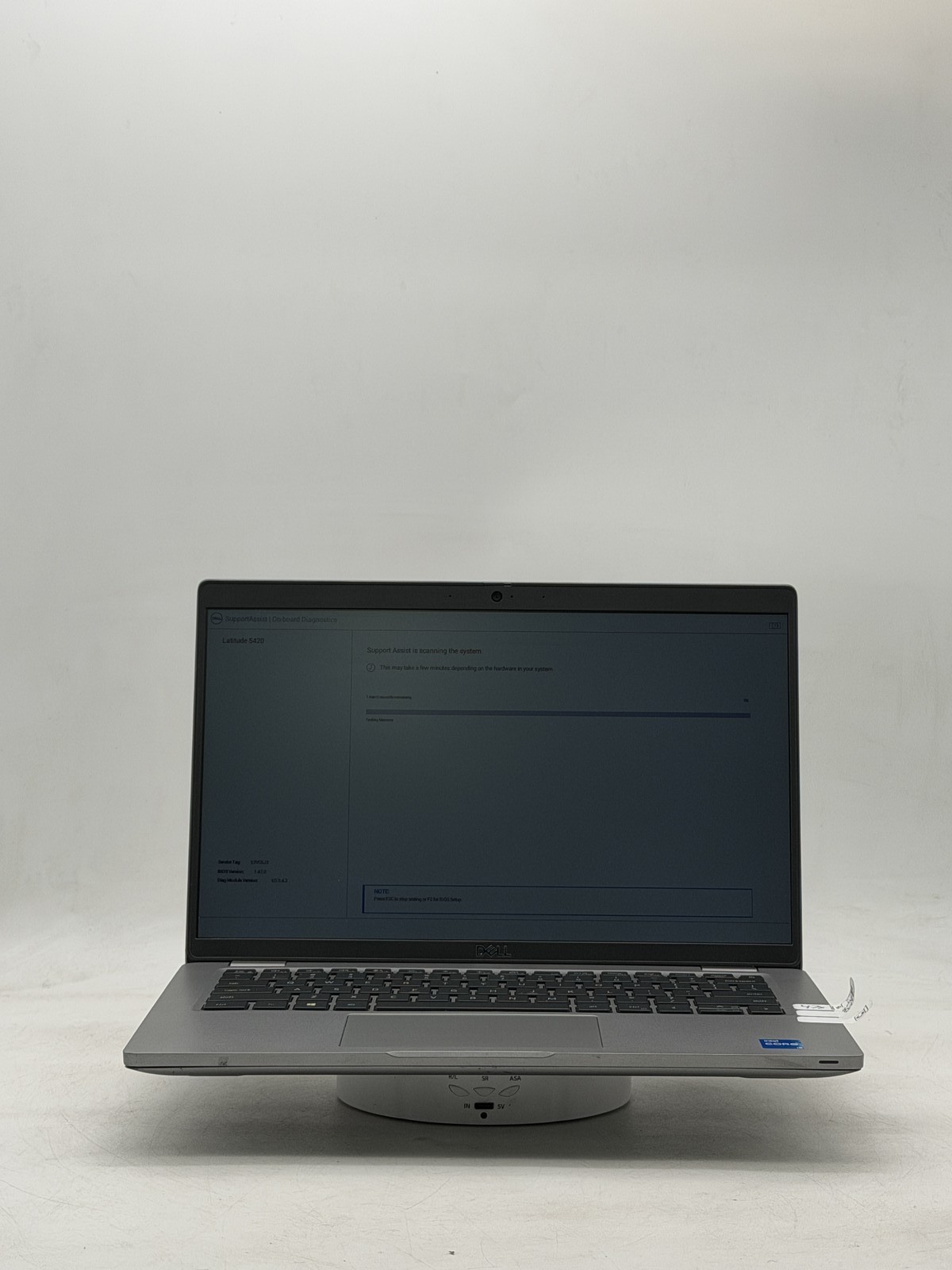 Dell, 14-Inch Laptop, with i5-1135G7, No OS