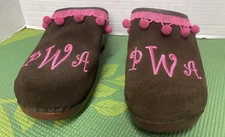 Anna Brown Suede w/Fuschia Balls Trim Momogram PWA Clogs 38 7.5