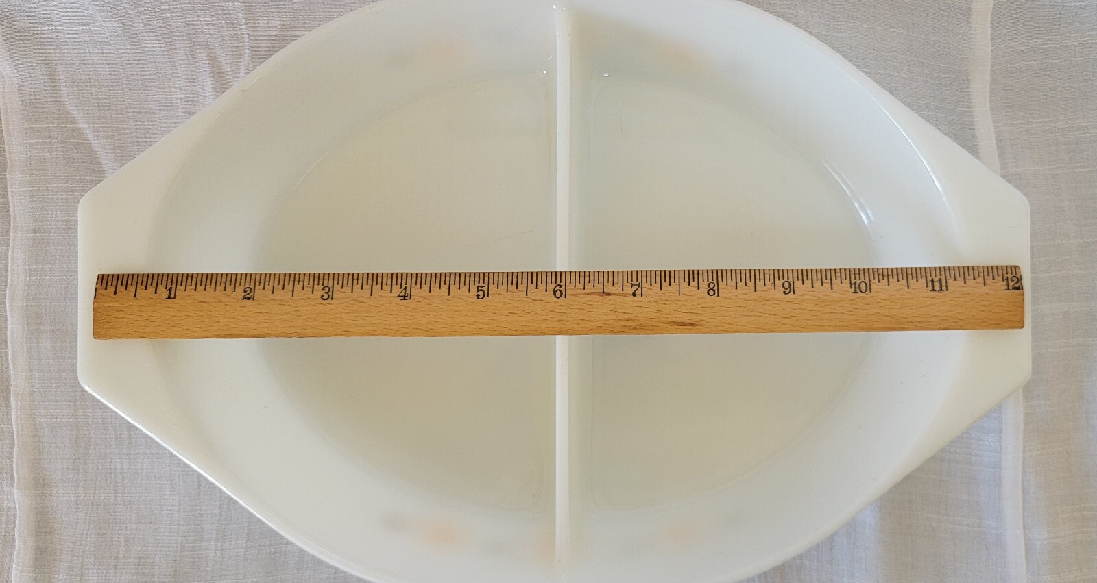 Pyrex ~Town and Country ~Divided Serving/Casserole/Vegetable Dish ~No Lid~ USA