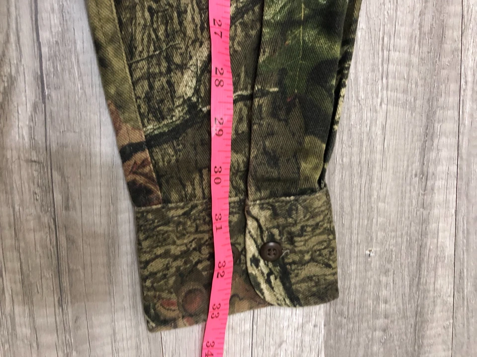 Cabela's Hunting Button Up Shirt Men's L Green Camo Spread Collared Cotton Blend - Image 4 of 4