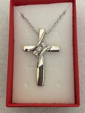 Pretty New Large Silver Plated 3 Cubic Zircon CZ Accent Cross Pendant Necklace 