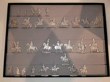 Wunderschöne kleine unbemalte Zinnfiguren/ Flachfiguren Konvolut 