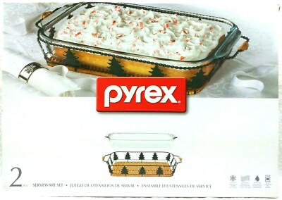 NEW * PYREX 2 PIECE SERVEWARE SET BAKING DISH WITH CHRISTMAS TREE BASKET *