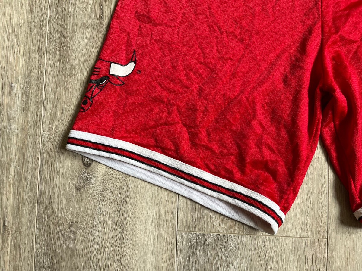CHICAGO BULLS BASKETBALL SHORTS 1990s VINTAGE USA NBA size M