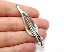 Flower Seeds Charms, Antique Silver Plated Dangle jewelry accessories