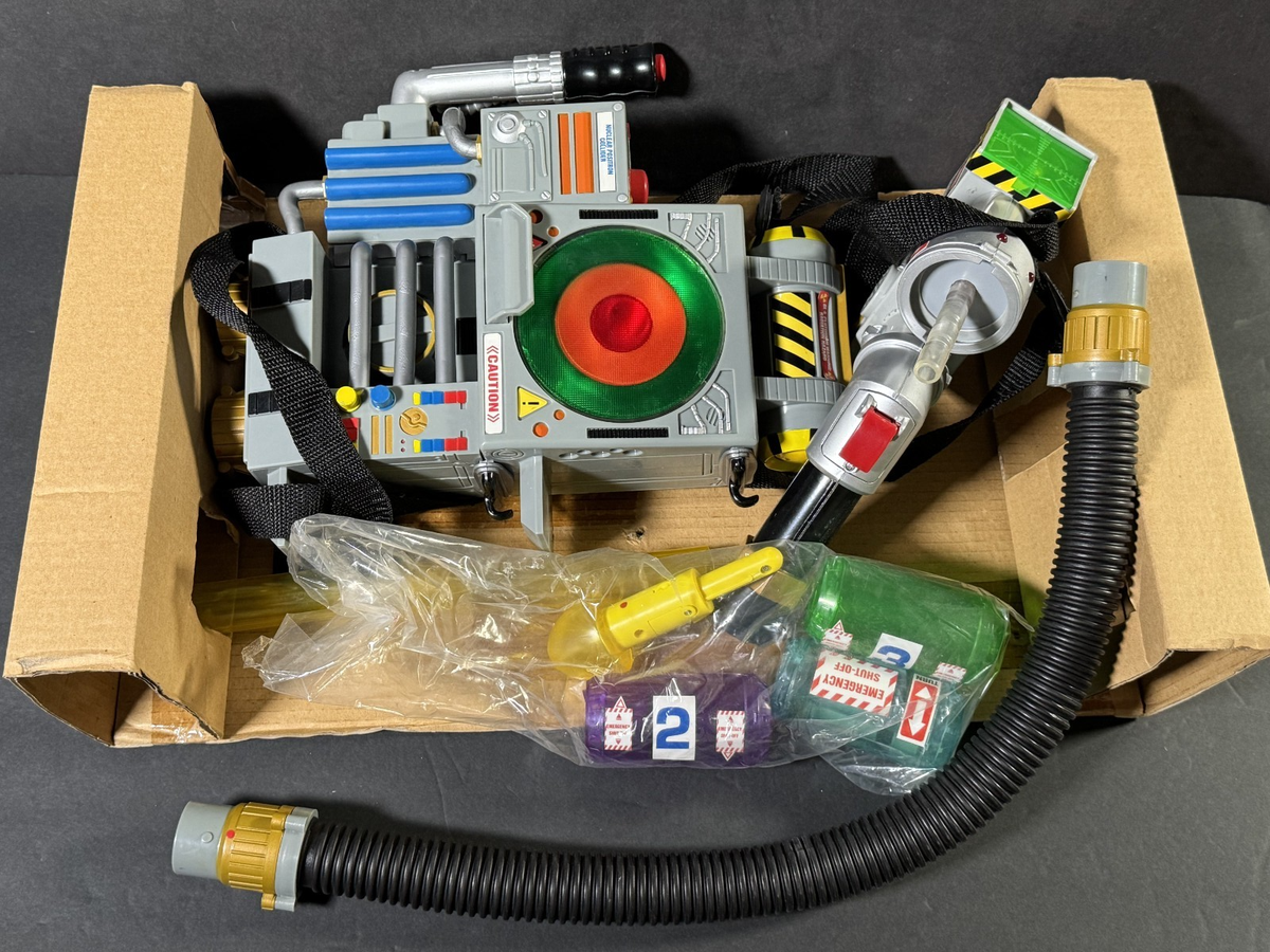 1996 TRENDMASTERS Ghostbusters Extreme Proton Power Pack Plasma